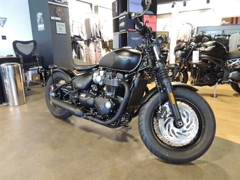 2019 Triumph Bonneville Bobber Black in Shelby Township, Michigan
