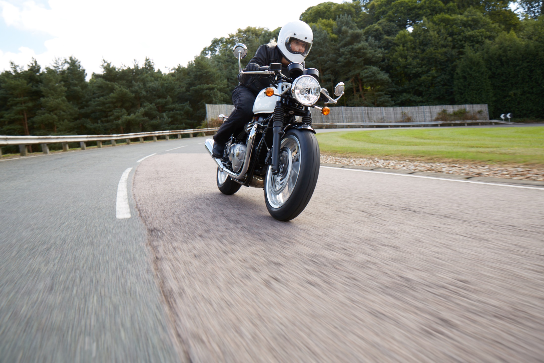 2016 Triumph Thruxton 1200 in Shelby Township, Michigan