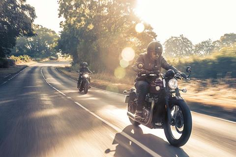 2019 Triumph Bonneville Bobber in Shelby Township, Michigan - Photo 15