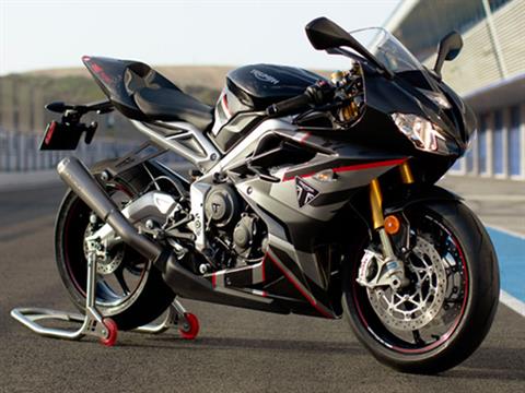 2021 Triumph Daytona Moto2 765 Limited Edition in Shelby Township, Michigan