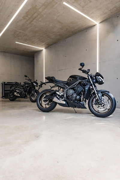 2023 Triumph Street Triple RS in Shelby Township, Michigan - Photo 9
